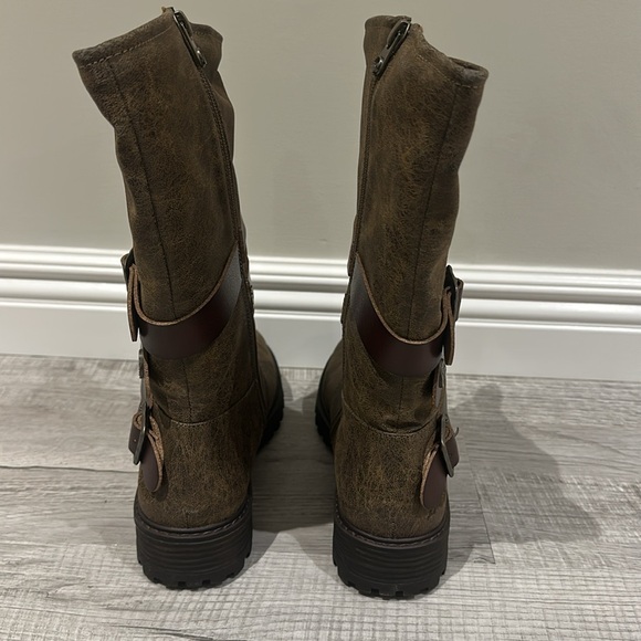 NWOB Blowfish Malibu Size 9 Boots - Picture 6 of 7